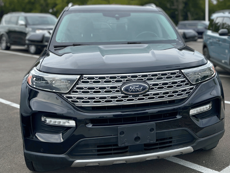 Used Ford SUV at Crain Kia