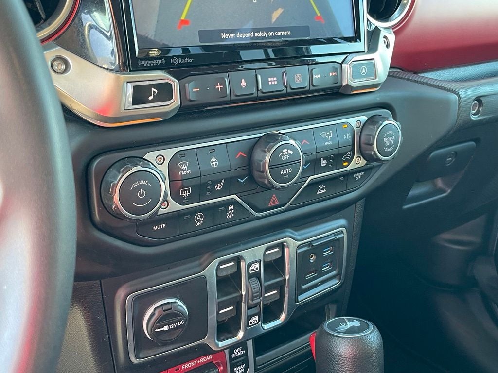 2023 Jeep Wrangler Rubicon - APPLE CARPLAY / NAVIGATION