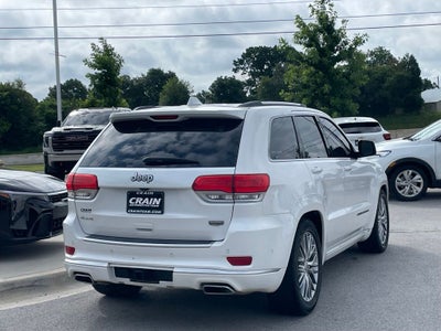 2017 Jeep Grand Cherokee Summit - REAR ENTERTAINMENT / PANORAMIC SUNROOF