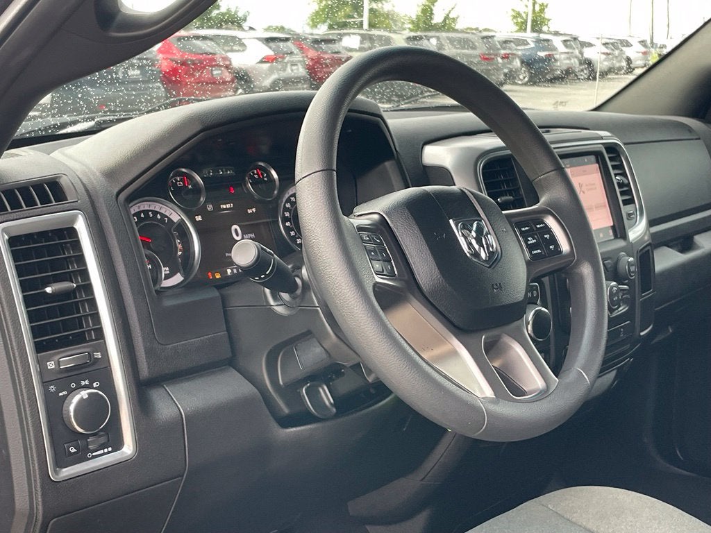 2023 RAM 1500 Classic Warlock - CLASS IV HITCH / 8.4" TOUCHSCREEN