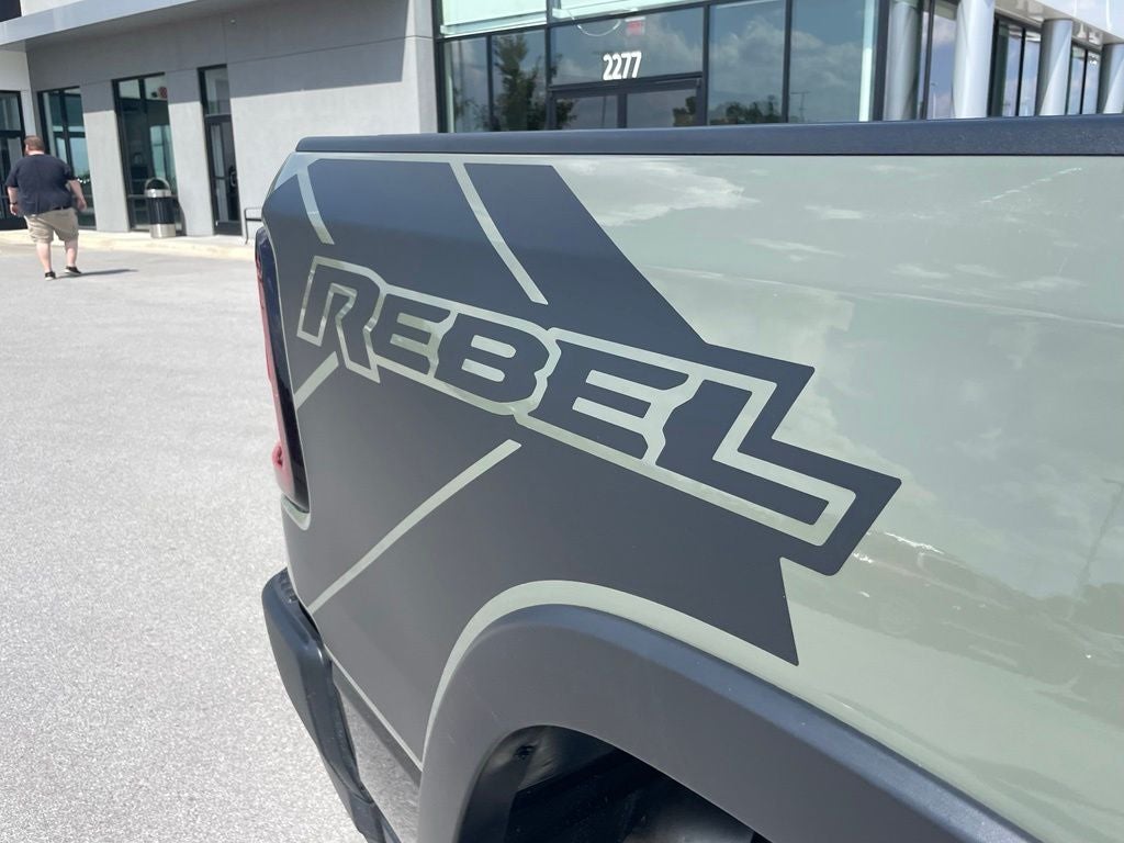 2026 RAM 1500 Rebel - POWER TAILGATE / POWER MIRRORS