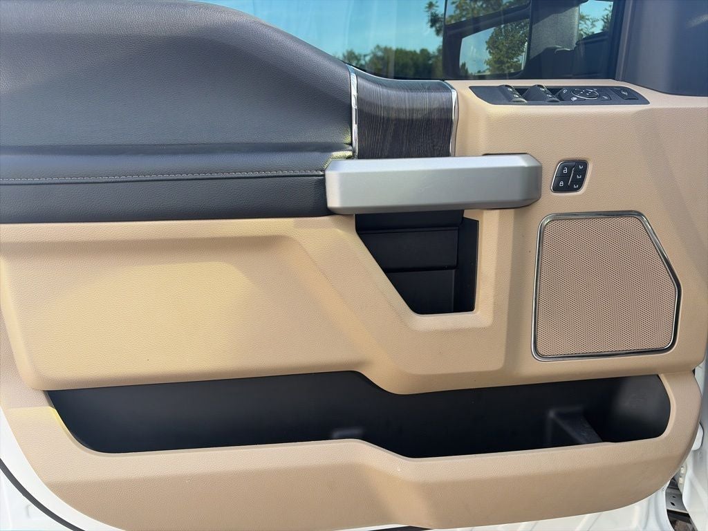 2020 Ford F-250SD Lariat