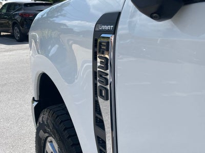 2023 Ford F-350SD Lariat - 6.7 LARIAT / POWER RUNNING BOARDS