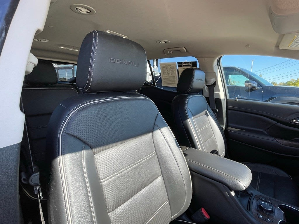 2023 GMC Acadia Denali - VENTILATED SEATS / AUTO HIGH BEAMS