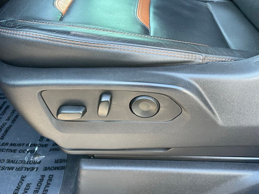 2024 GMC Sierra 1500 AT4 - DURAMAX 3.0L DIESEL / 2" LIFT AND MONOTUBE