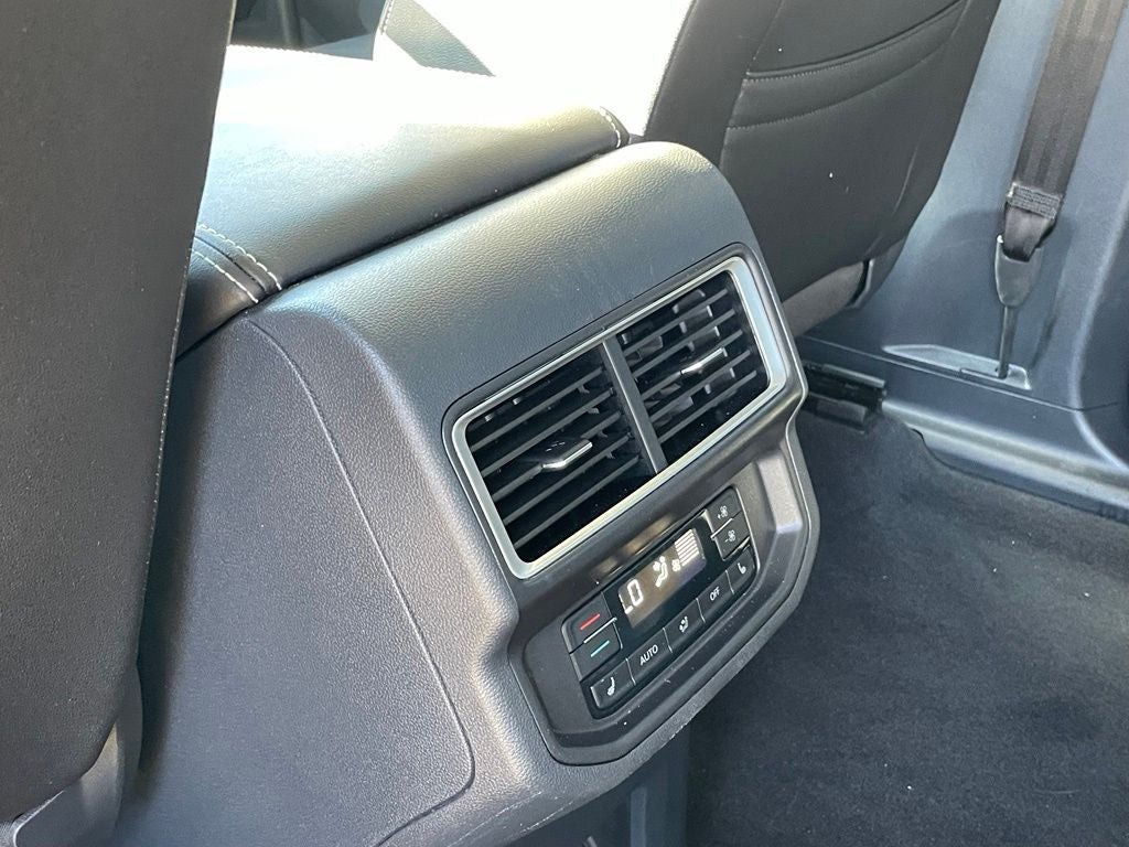 2025 Volkswagen Atlas 2.0T SEL Premium R-Line - PANORAMIC MOONROOF / VIENNA LEATHER SEATING