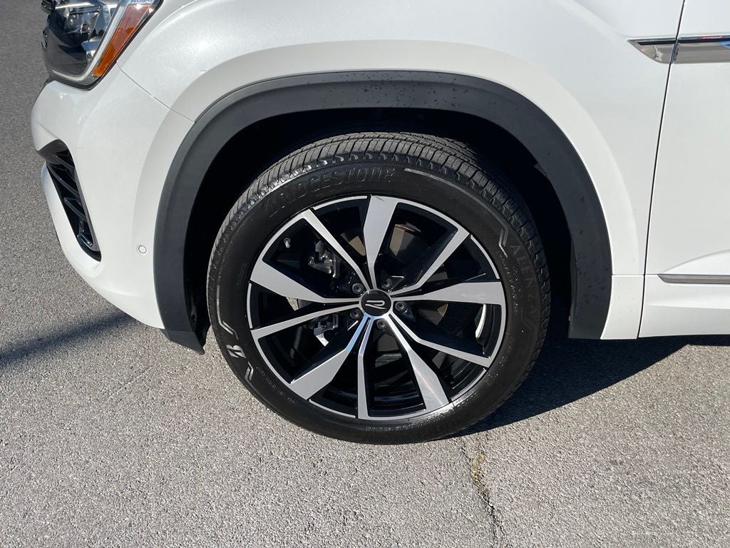 2025 Volkswagen Atlas 2.0T SEL Premium R-Line - PANORAMIC MOONROOF / VIENNA LEATHER SEATING