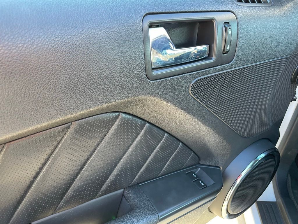 2013 Ford Mustang GT Premium - 5.0 / RECARO SEATS