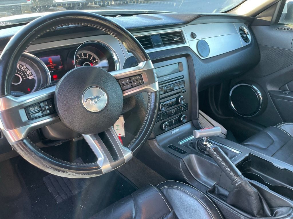2013 Ford Mustang GT Premium - 5.0 / RECARO SEATS