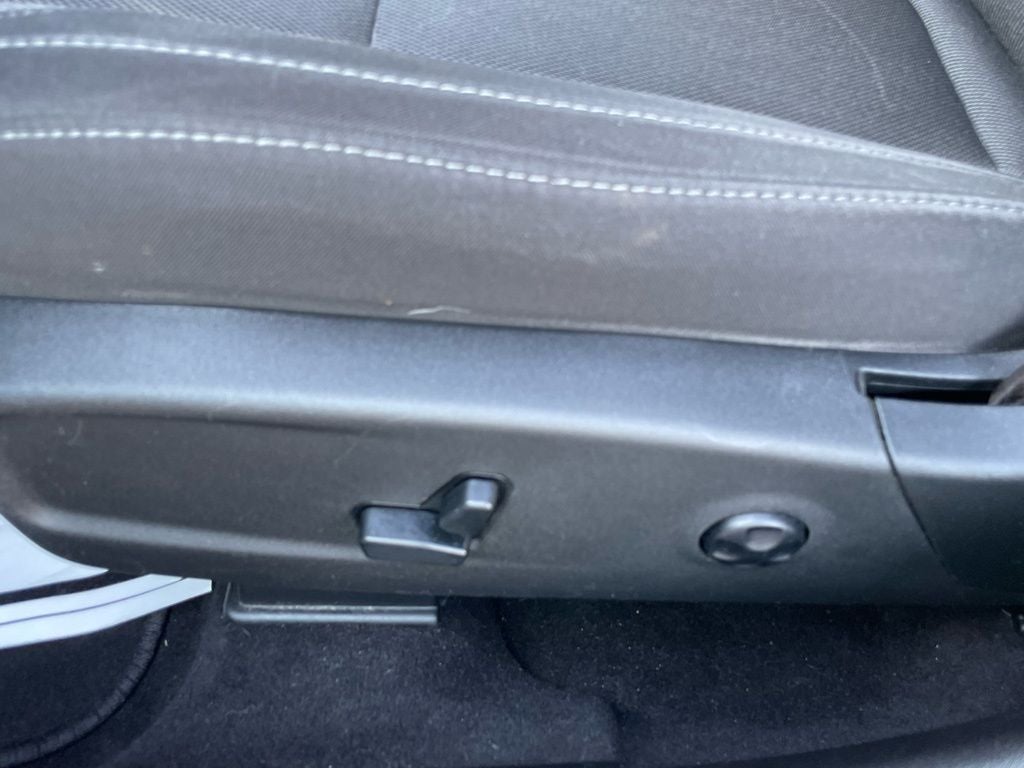 2019 Dodge Charger SXT - APPLE CARPLAY / REMOTE START