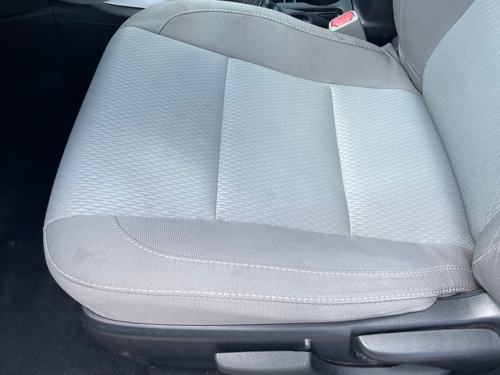 2016 Toyota Corolla LE - 38 MPG / KEYLESS ENTRY
