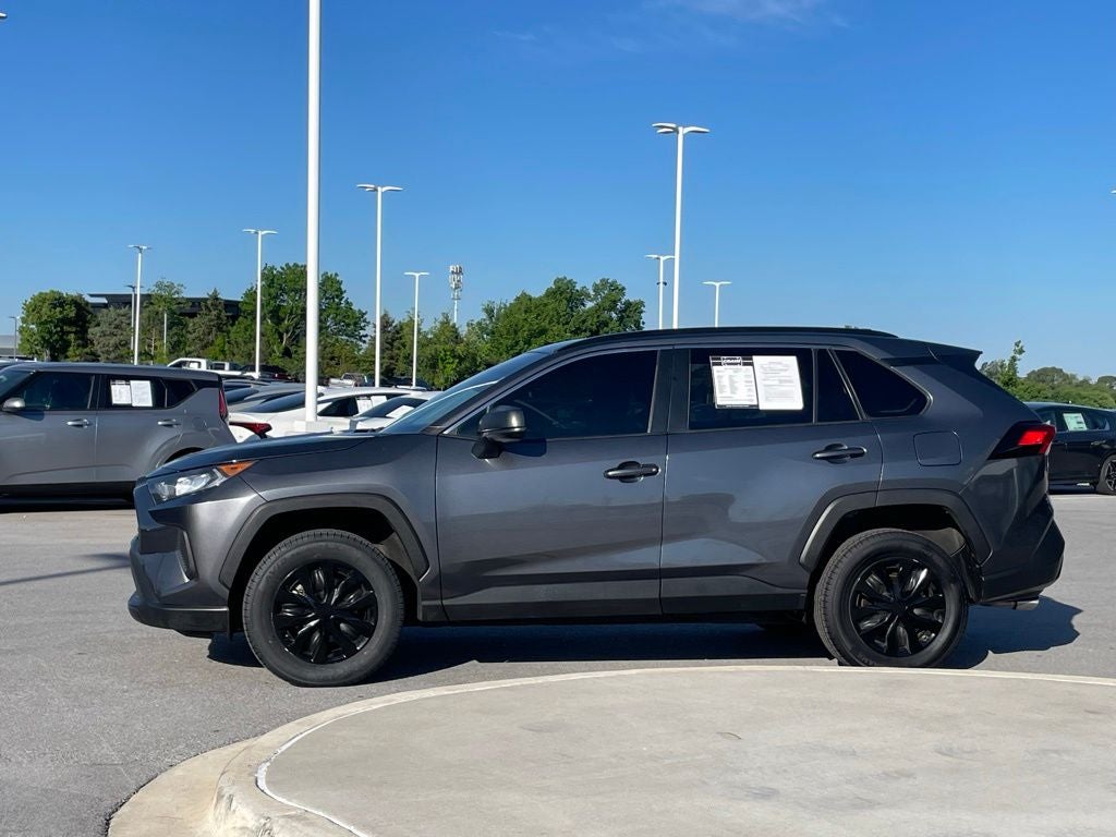 2021 Toyota RAV4 LE