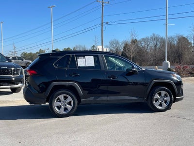 2024 Toyota RAV4 XLE - BLIND SPOT MONITOR / 7 INCH DISPLAY