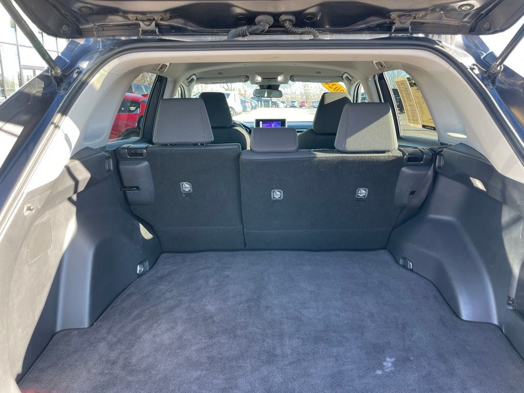 2024 Toyota RAV4 XLE - WIRELESS CARPLAY / LANE DEPARTURE ALERT