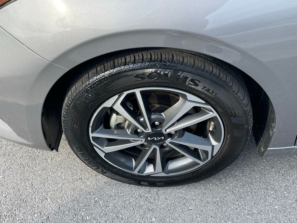 2024 Kia Forte LXS - KIA CERTIFIED / BLIND SPOT MONITOR