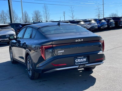 2026 Kia K4 LXS