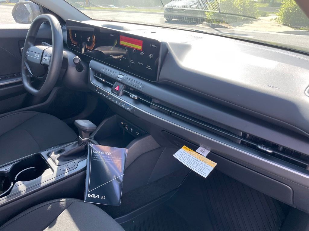 2026 Kia K4 LX