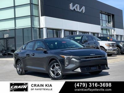 2026 Kia K4 LXS