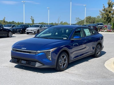 2026 Kia K4 LXS