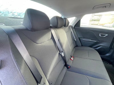 2026 Kia K4 LX