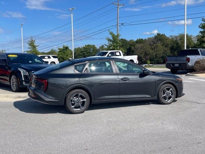 2027 Kia K4 LXS