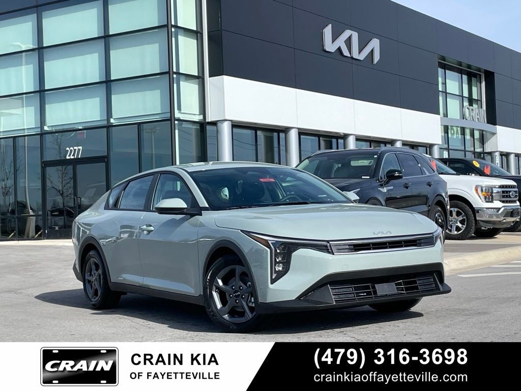 2026 Kia K4 LXS