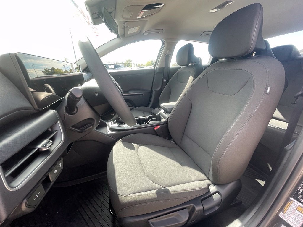 2027 Kia K4 LX