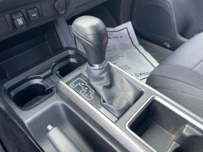 2023 Toyota Tacoma SR5 V6 - APPLE CARPLAY / LANE KEEP ASSIST