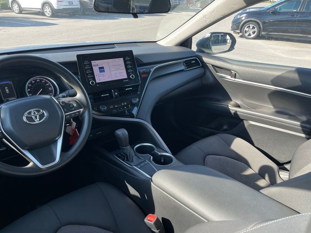 2022 Toyota Camry LE