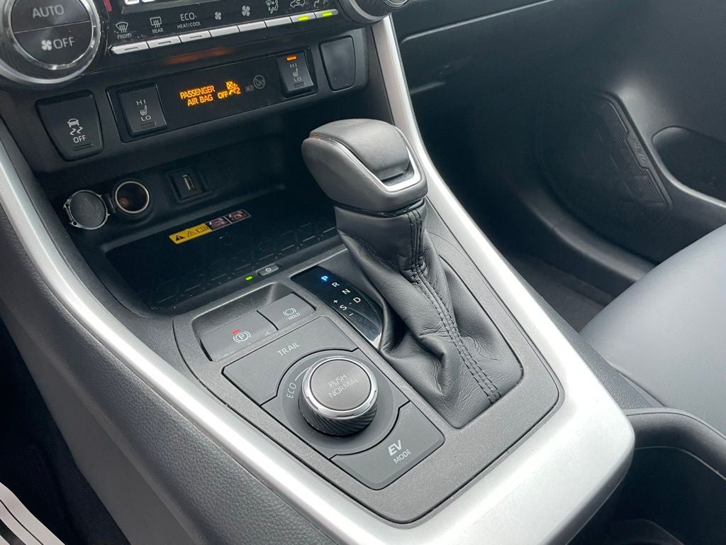 2022 Toyota RAV4 Hybrid XLE Premium - POWER LIFTGATE / APPLE CARPLAY