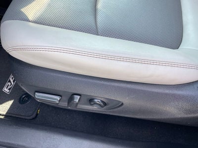 2020 Toyota RAV4 Hybrid Limited - 1 OWNER / POWER MOONROOF