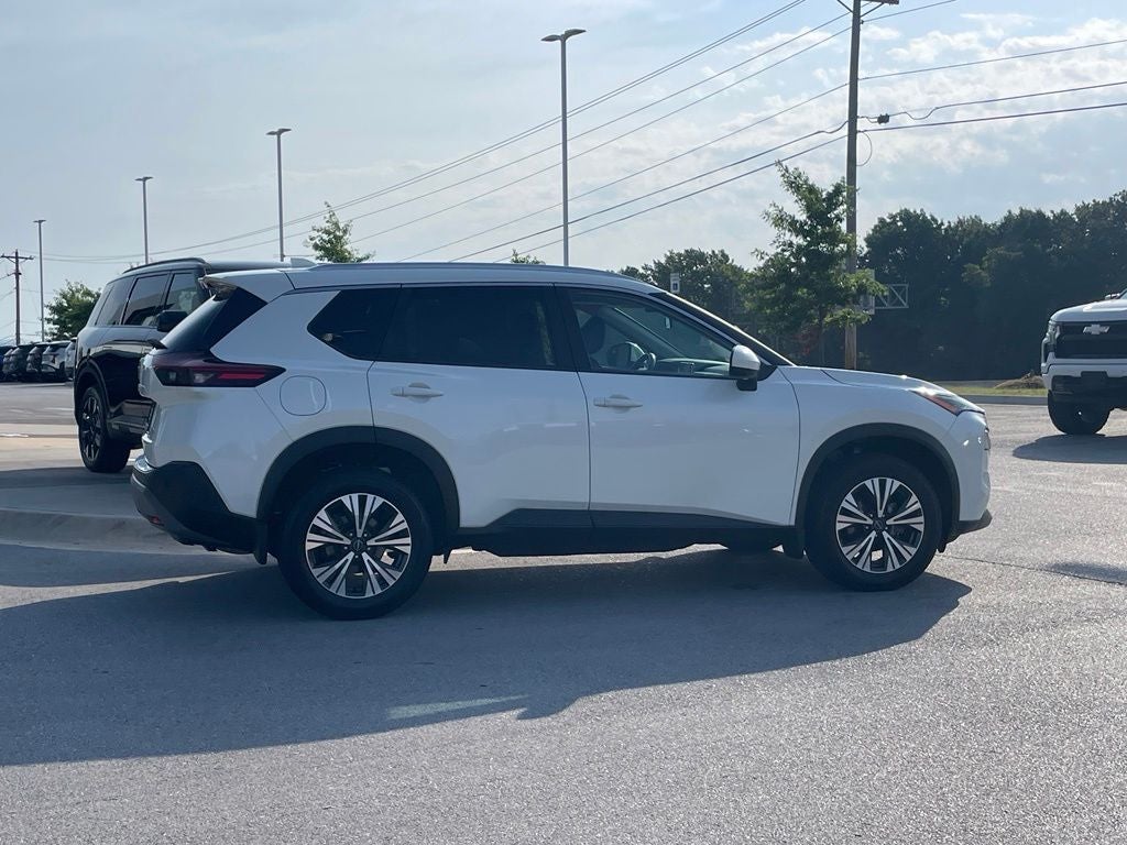 2023 Nissan Rogue SV - PANORAMIC MOONROOF / POWER LIFTGATE