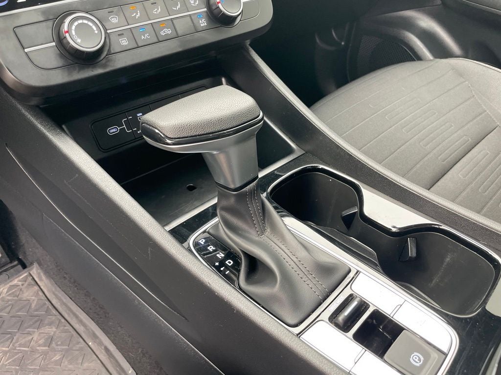2025 Hyundai Santa Cruz SE