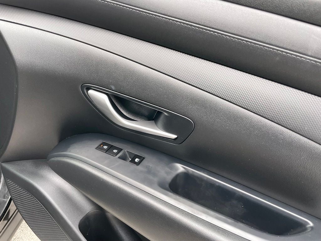 2025 Hyundai Santa Cruz SE