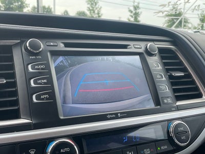 2015 Toyota Highlander XLE V6 - POWER MOONROOF / NAVIGATION