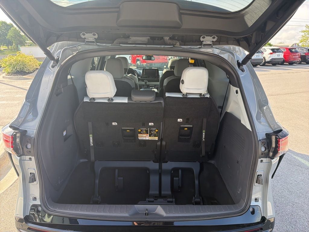 2023 Toyota Sienna XSE - MOONROOF / HANDS FREE SLIDING DOORS