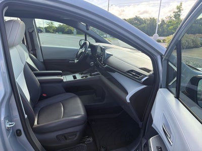 2023 Toyota Sienna XSE - MOONROOF / HANDS FREE SLIDING DOORS