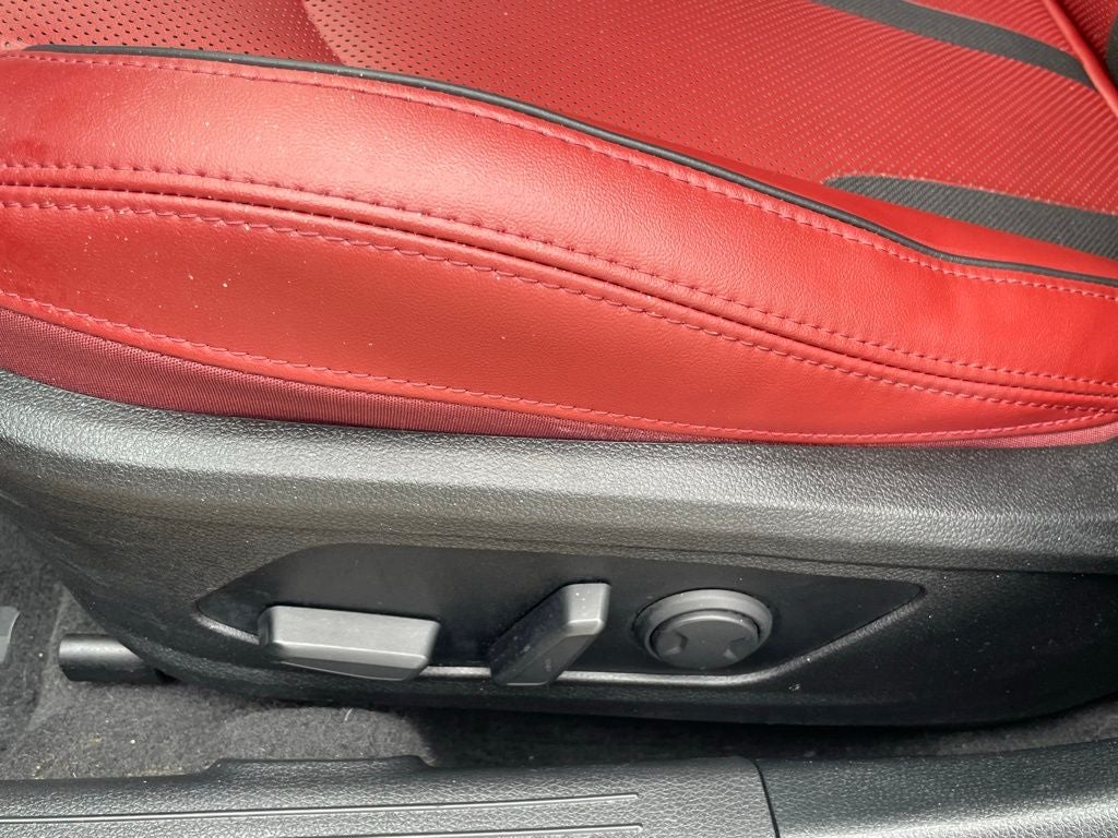 2023 Kia K5 GT-Line - RED INTERIOR / WIRELESS CHARGER