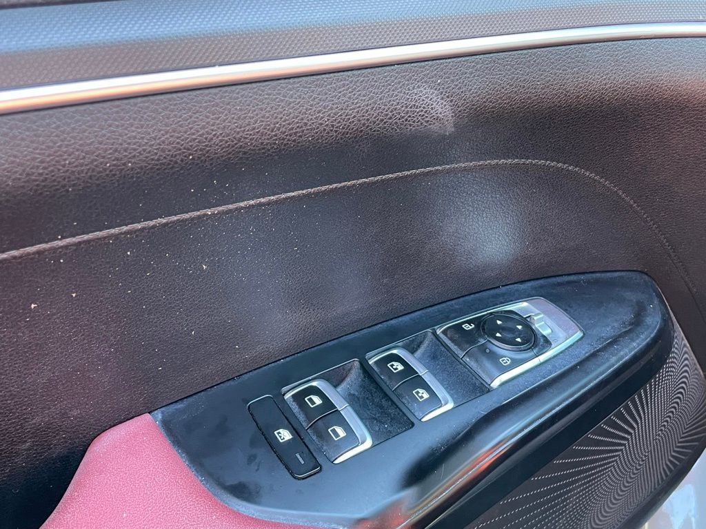 2023 Kia K5 GT-Line - RED INTERIOR / WIRELESS CHARGER