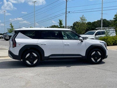 2026 Kia EV9 Light Long Range