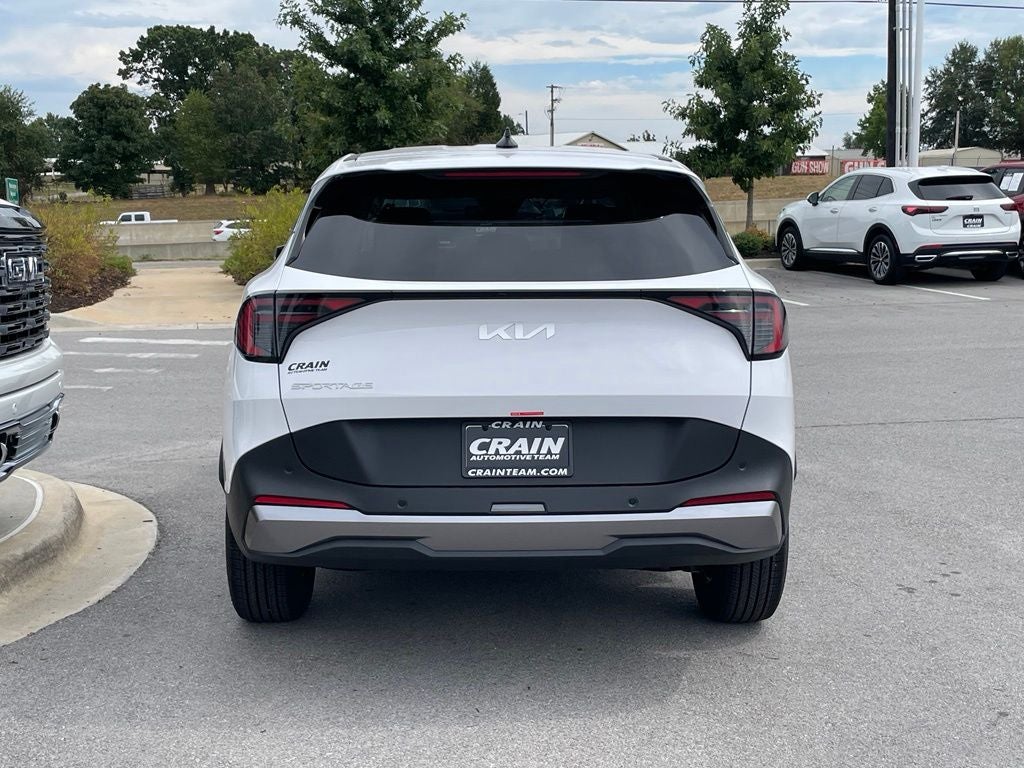 2027 Kia Sportage LX