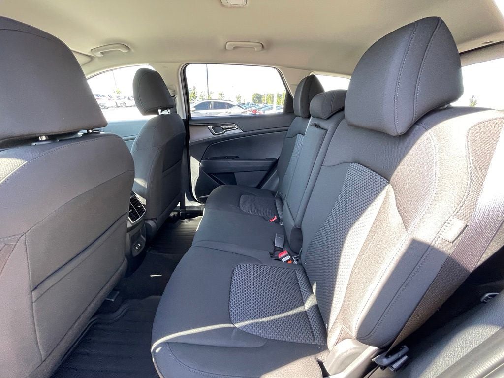 2027 Kia Sportage LX