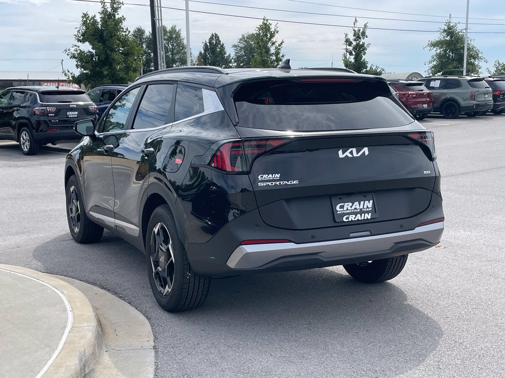 2027 Kia Sportage EX