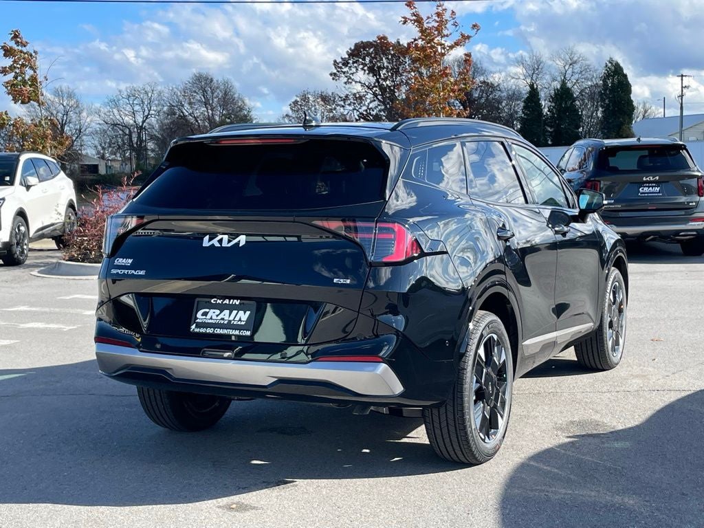 2026 Kia Sportage SX-Prestige - CARMINE RED INTERIOR COLOR PKG