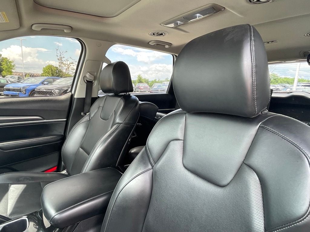 2022 Kia Telluride S - POWER MOONROOF / NAVIGATION
