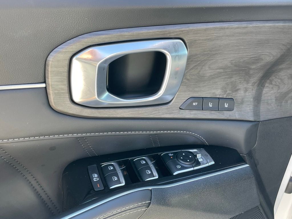 2025 Kia Sorento X-Line SX Prestige - KIA CERTIFIED / PANORAMIC ROOF
