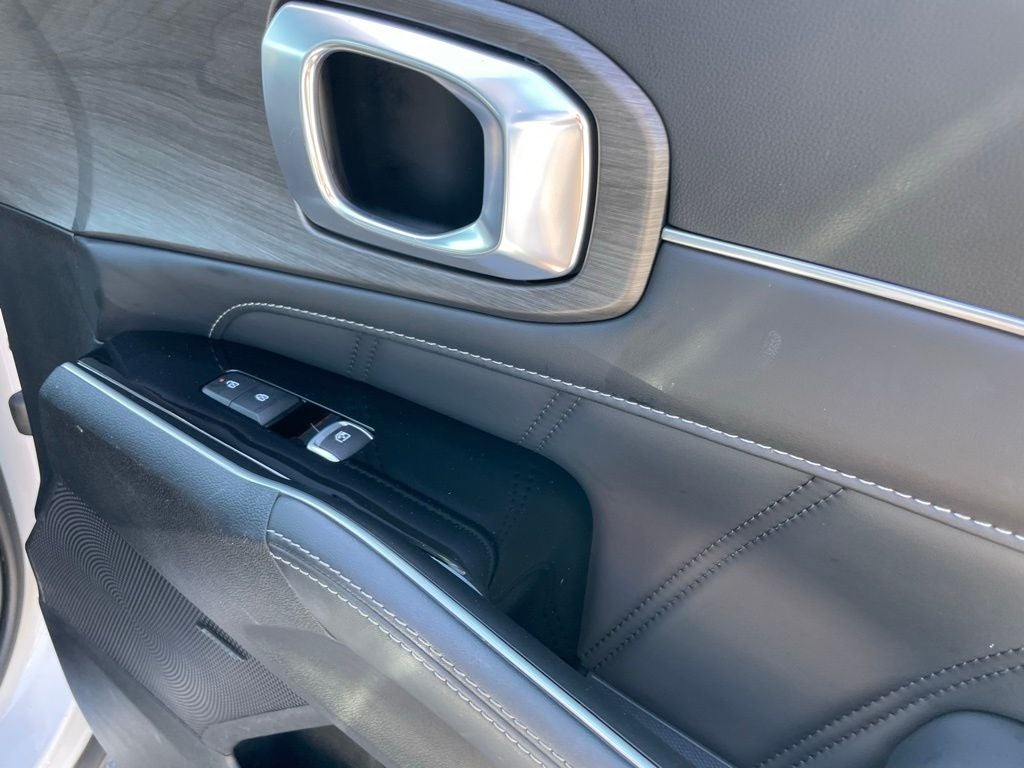 2025 Kia Sorento X-Line SX Prestige - KIA CERTIFIED / PANORAMIC ROOF