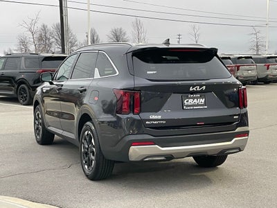 2025 Kia Sorento S