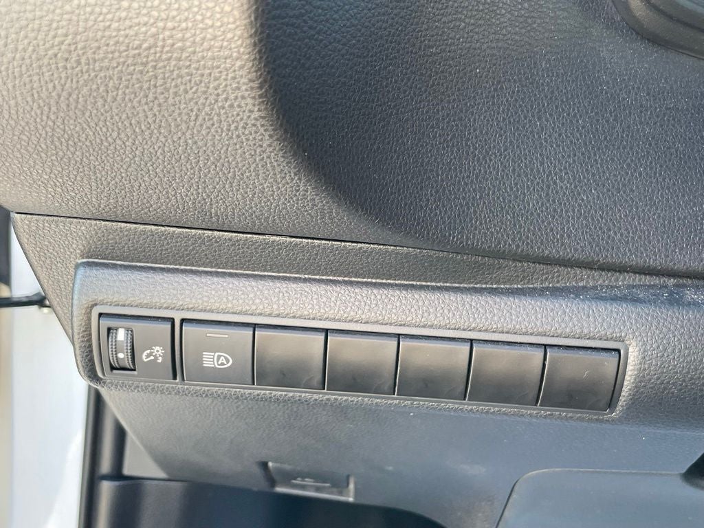 2022 Toyota Corolla LE - APPLE CARPLAY / PRE-COLLISION SYSTEM