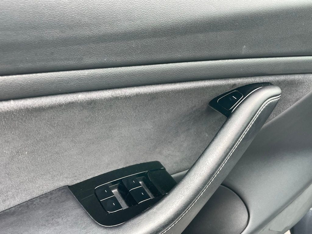 2018 Tesla Model 3 Long Range - BLIND SPOT MONITOR / PARKING ASSIST